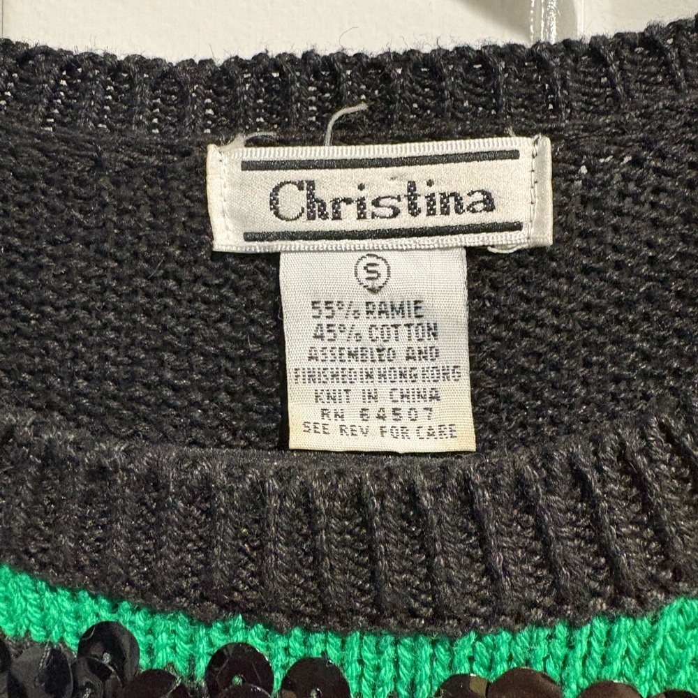 Christina vintage 1990s colorblock shirt sleeve sweater with sequin details
S - Picture 2 of 4